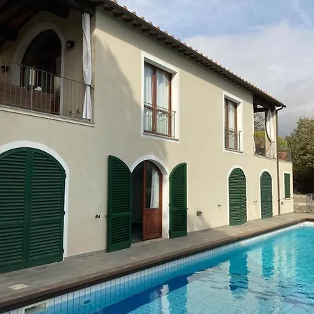 Cavaliere A Capo Perla Villa